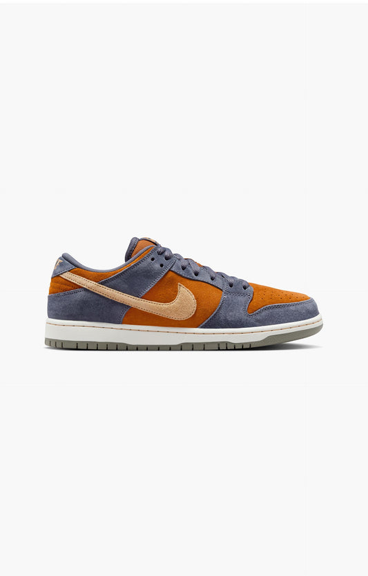 Nike SB Dunk Low Pro Shoe, Light Carbon/Monarch/Summit White/Sesame