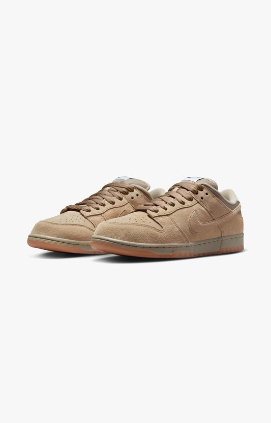 Nike SB Dunk Low Pro Shoe, Parachute Beige