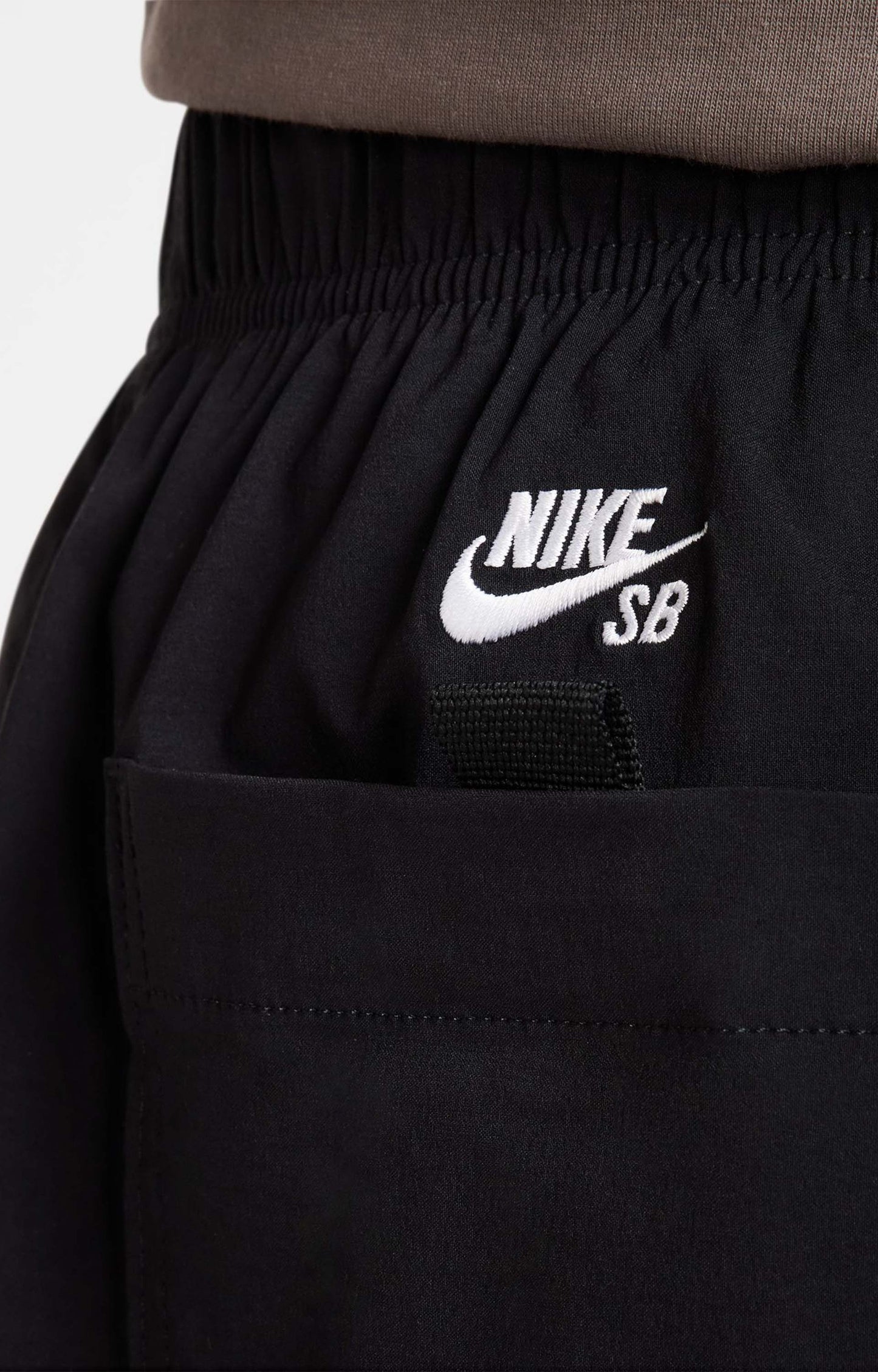 Nike SB Dri-Fit Kearny Cargo Shorts, Black/White