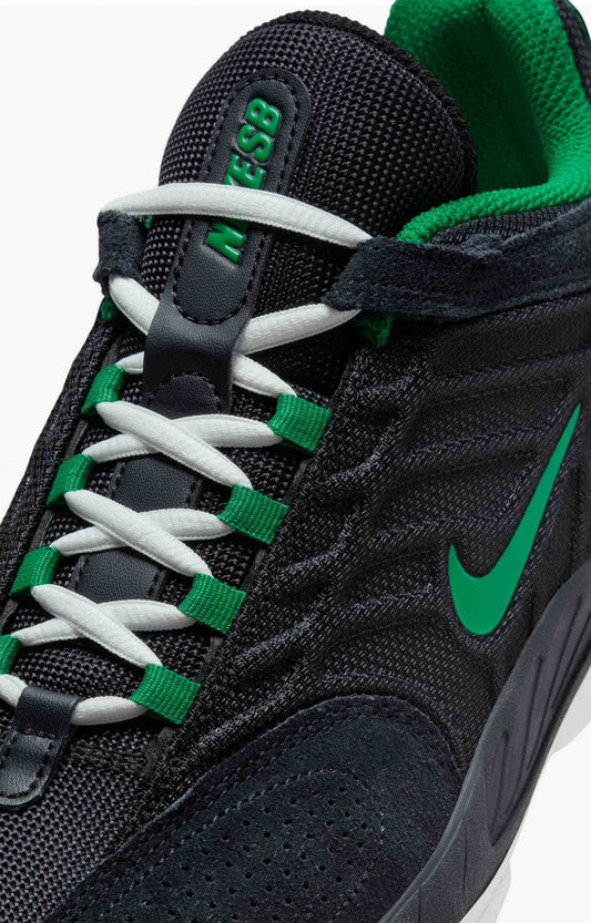 Nike SB Vertebrae Men's Skate Shoe, Black/Malachite/Summit White