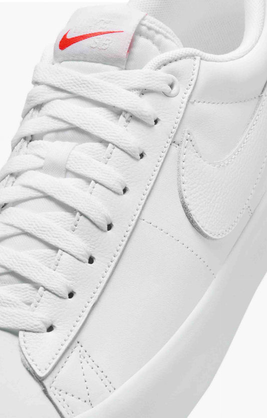 Nike SB Zoom Blazer Low Pro GT ISO Shoe, White/White/White