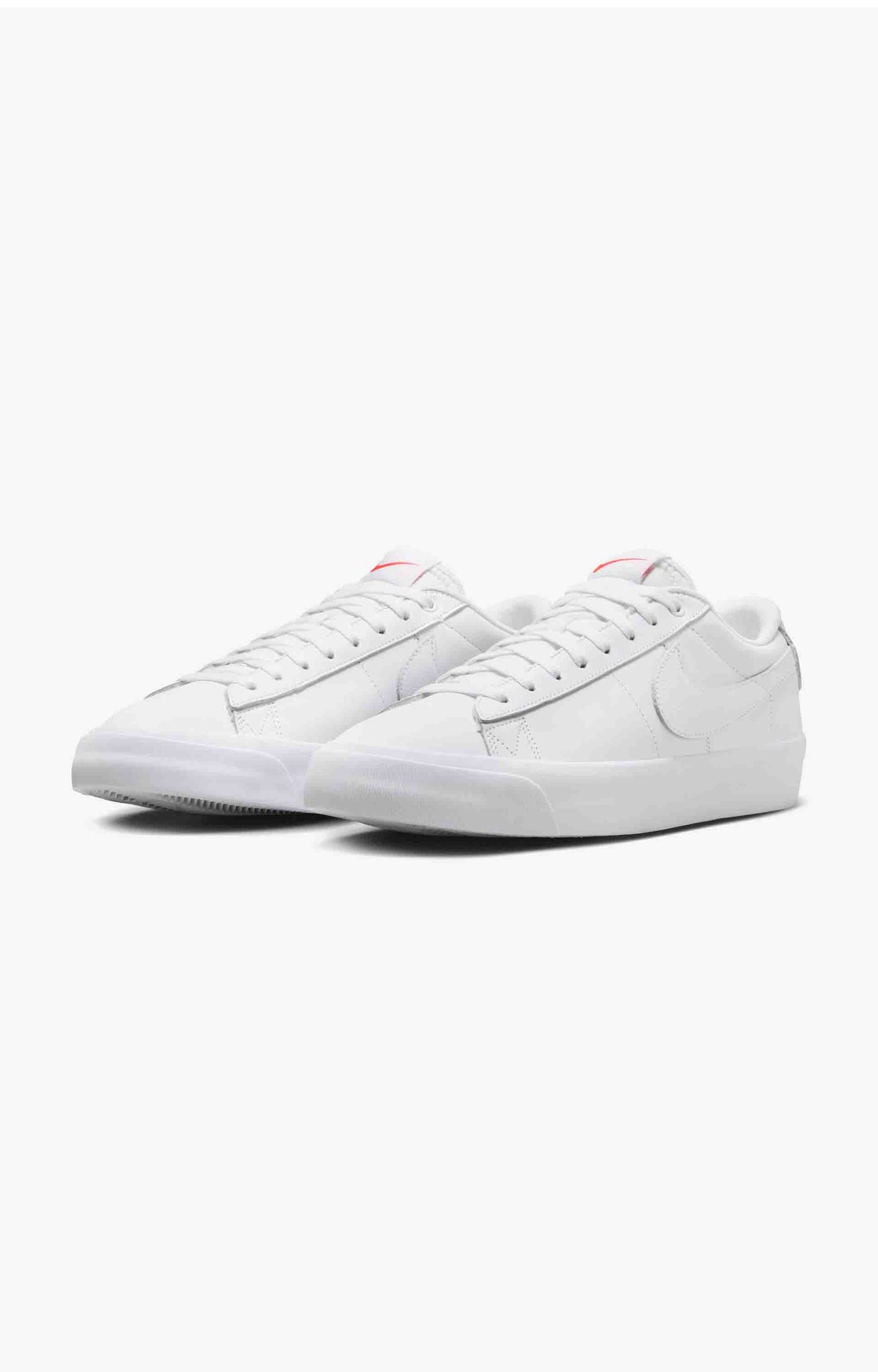 Nike SB Zoom Blazer Low Pro GT ISO Shoe, White/White/White